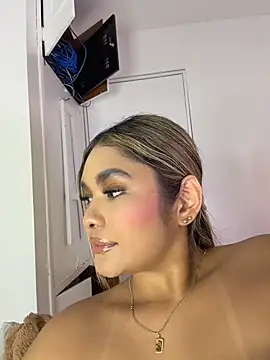 Kendall__evanss' Live XXX Chat