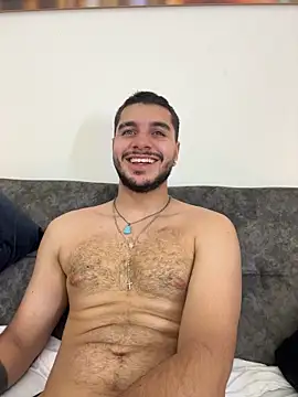 AmadeoWild XXX чат на живо