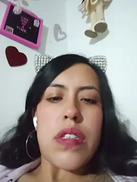 Queen_Ashly élő XXX-chatje