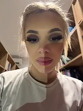 Chat +18 de AlyssaFoxx_ ao vivo
