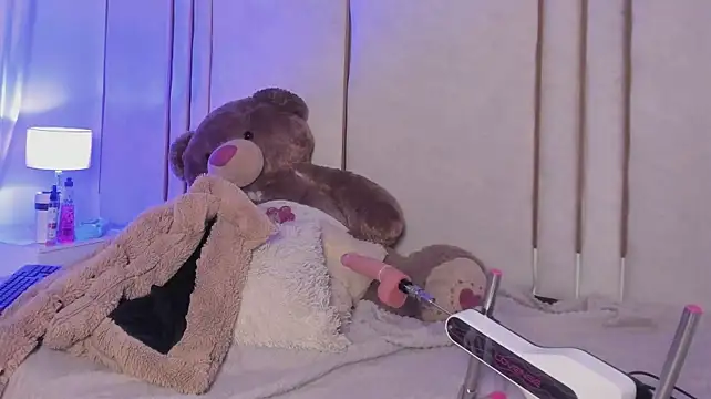 XXX chat uživo modela oushu