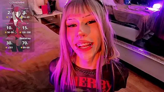 Živý XXX chat Foxxy_Doll