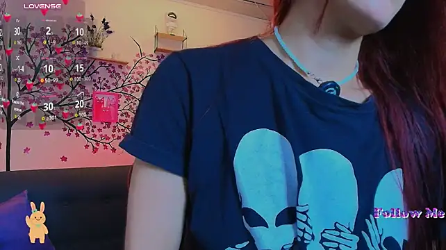 แชท XXX สดของ Pretty_Violet_