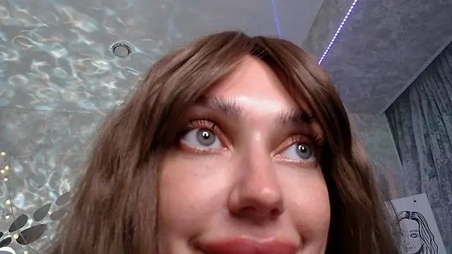 NickyAdamidi live XXX chat
