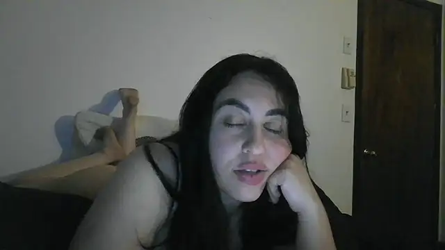 WetFlower69's Live XXX Chat