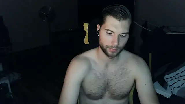 Ironman220 Live XXX-Chat