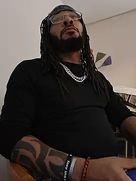 TooGoodConway23's Live XXX Chat