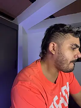 Chat XXX ao vivo de Kevin_Spenser
