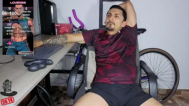 แชท XXX สดของ Marck_Muscle
