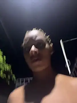 julixxx22's Webcam Show