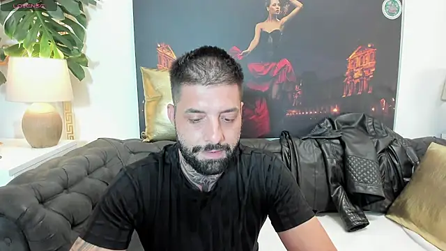 Chat XXX en directo de TommyDum