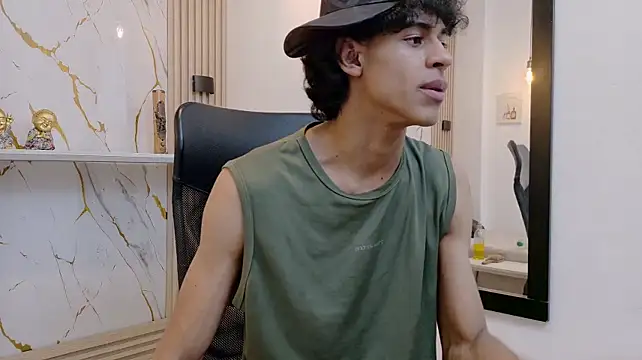 Zayn_Fox32's Live XXX Chat