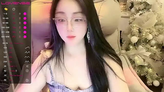 Monica-666888- 现场XXX聊天