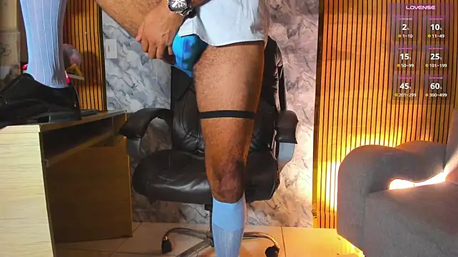 Chat XXX en directo de Hideintheoffice