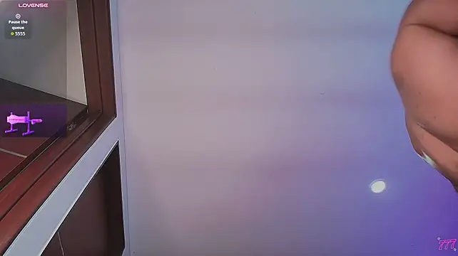 Czat XXX na żywo – Valentiinoss