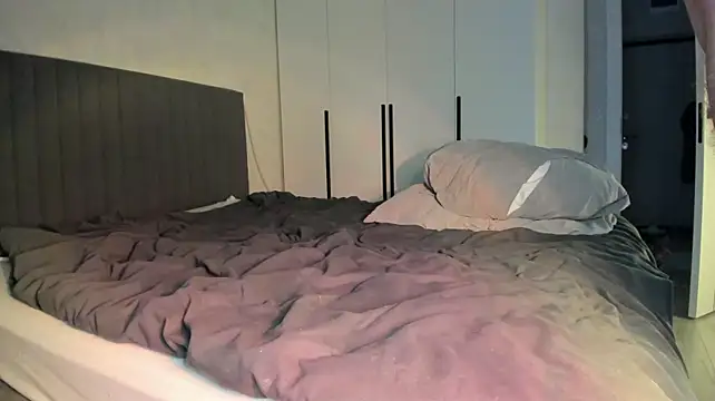 Онлайн чат XXX pinkbodnar_