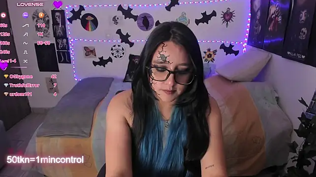 Chat XXX en directo de Cherry_blush_