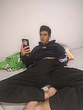 แชท XXX สดของ alex_hunter_hot