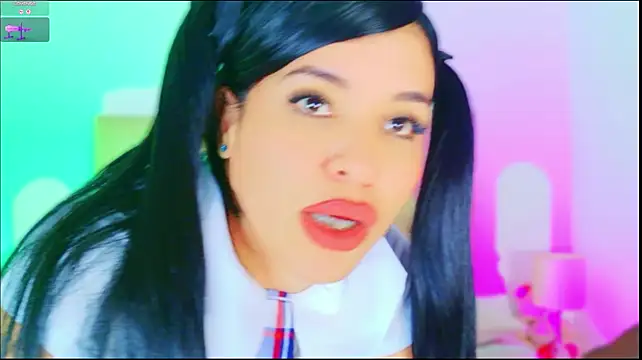 Chat XXX en directo de CharlootteEvans