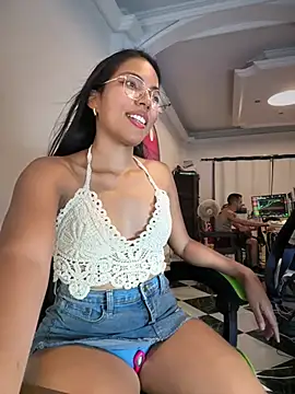Chat XXX en directo de SheenaBrooke