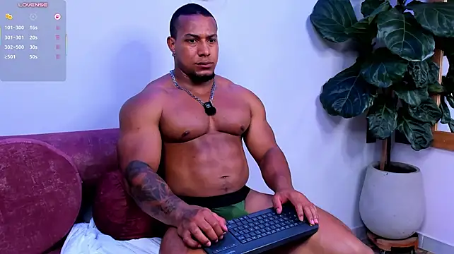 צ'אט XXX בשידור חי של Travis_lenox_