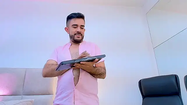 NicoSaint_'s Live XXX Chat