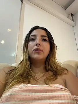 Chat +18 de Luke_and_Liah ao vivo