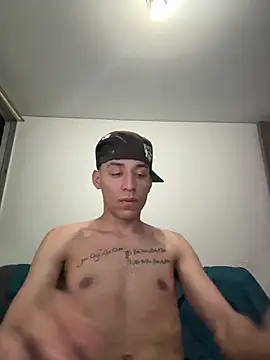 bully_boss XXX чат на живо