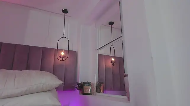 emmiily_z's Live XXX Chat