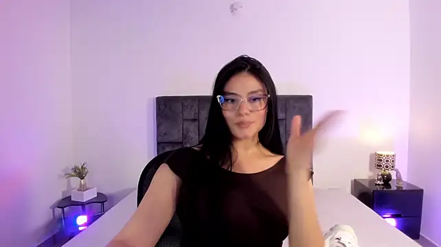 Maylin_Garcia XXX чат на живо