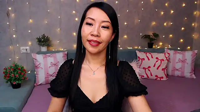 Chat XXX Live LiaPak