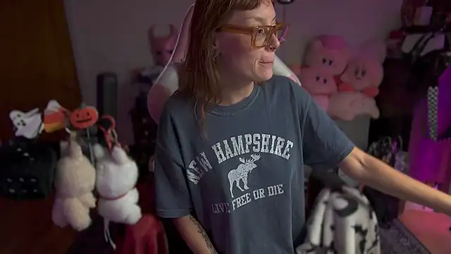 SpaceCowWhore XXX чат на живо