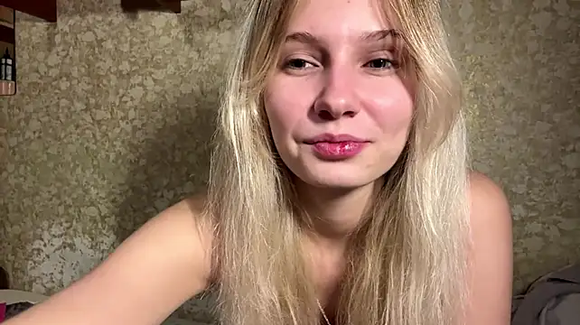 LynnMontiel Adlı Modelin Canlı XXX Sohbeti