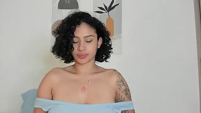 XXX chat uživo modela SeleneClark