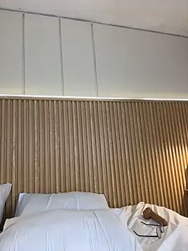 NahimiThompson's Live XXX Chat