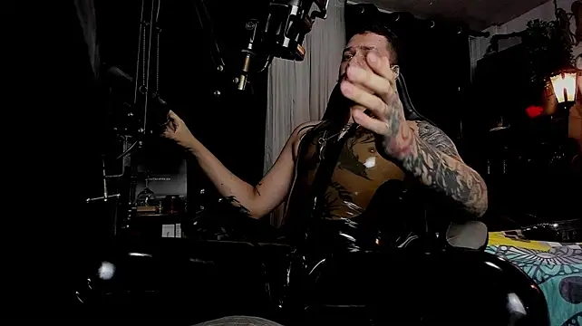allanhurtss Live XXX-chat