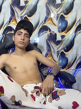 MathiieuAGT Live XXX-chat