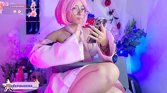 Živý XXX chat LeePowder
