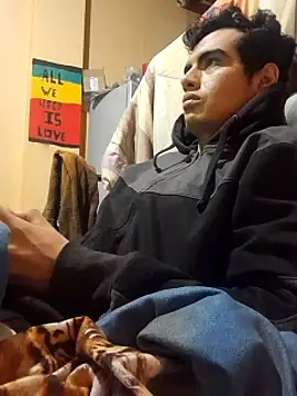 Ortiz3404's Live XXX Chat