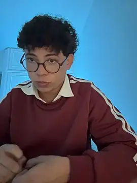 Charlie_cute – Naživo XXX chat