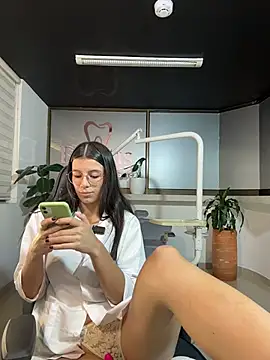 Chatroom XXX en direct de iris_cuteface