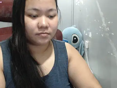 BubbleButtPinay Adlı Modelin Canlı XXX Sohbeti