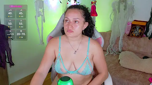 MeganDolll Chat XXX in diretta