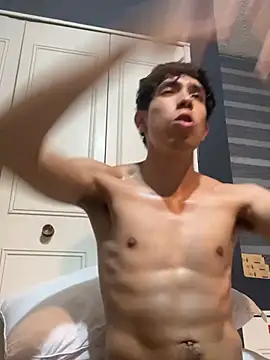 Neo_Twink élő XXX-chatje