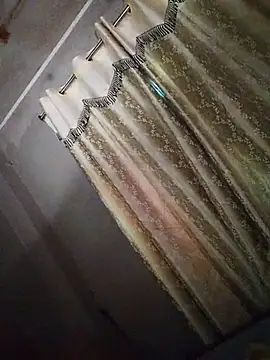 Hot_Urvashi_ 现场XXX聊天