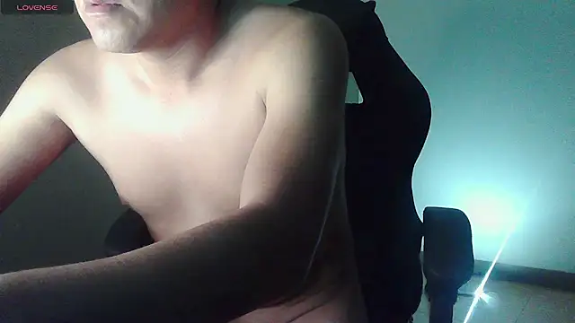 EdrianGarzi Webcamshow