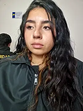 Angela__05 élő XXX-chatje