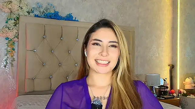 XXX chat uživo modela nini_love01