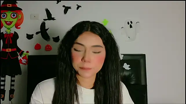 Nathy_Paez: онлайн-секс-чат