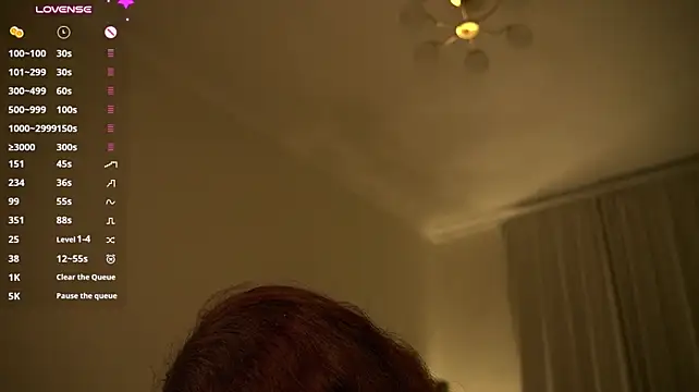 Živý XXX chat TeaseDealer